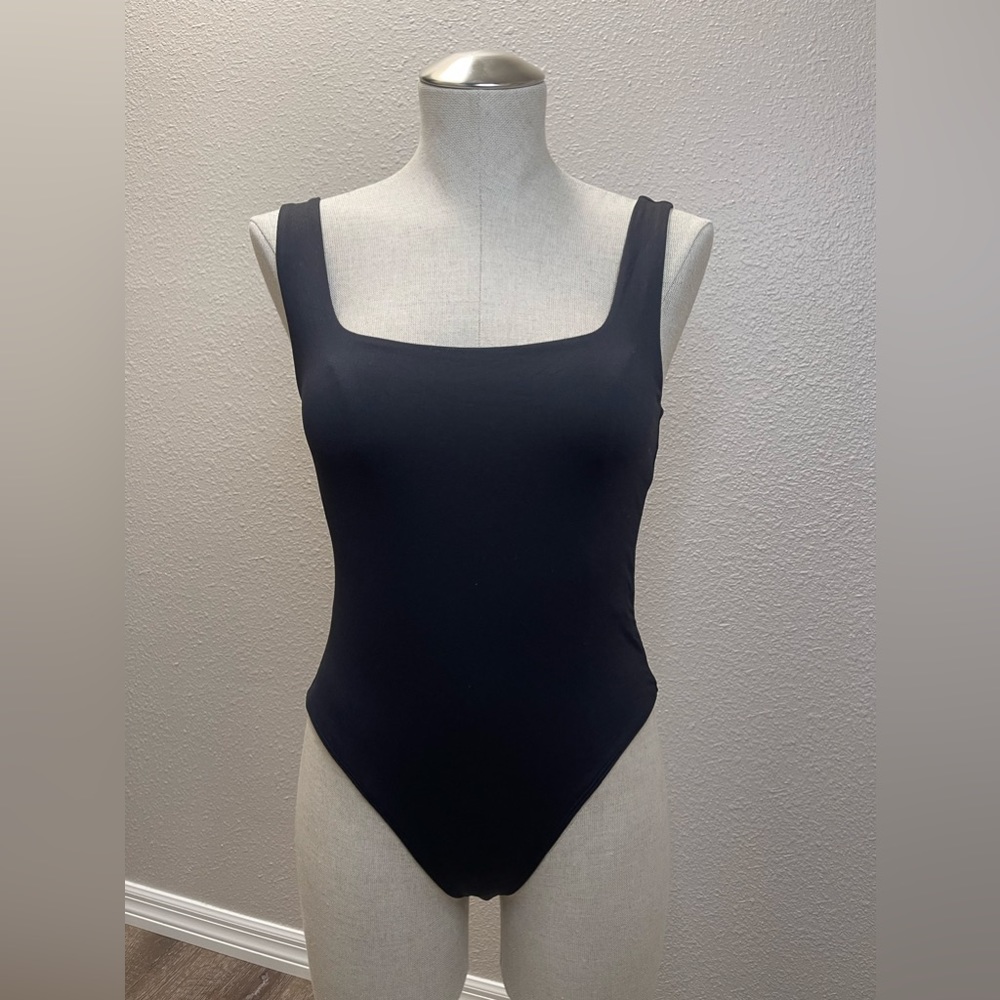 Forever 21 Stretch Snap Bodysuit Tank NWOT